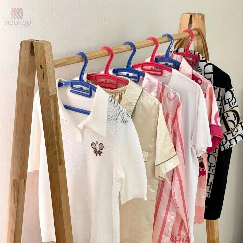 Customized Light Metal Clothing Display Rack Storage Shelf Modern Floor Garment Hanging Stand Boutique Store Retail Varnish best